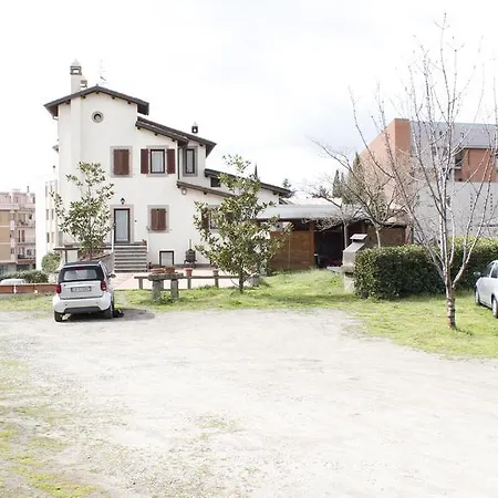 Al Casale Di Sandro E Marina Bed & Breakfast