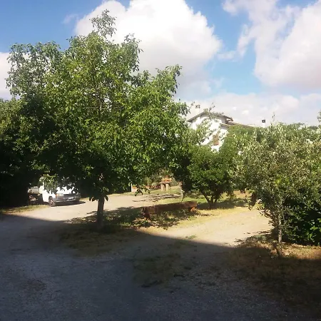 Al Casale Di Sandro E Marina Bed & Breakfast